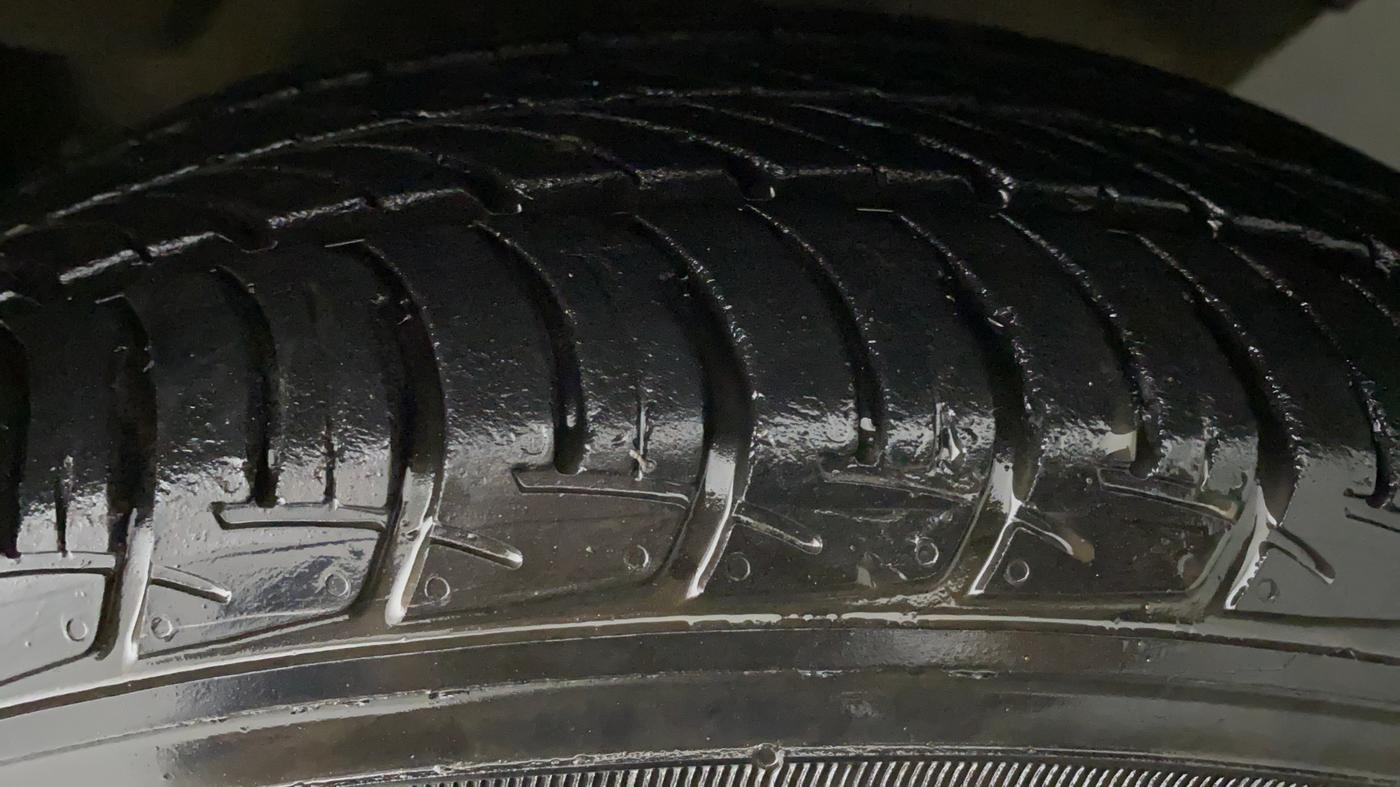 2020 Maruti Celerio VXI d, Petrol, Manual, 9,365 km, Left Rear Tyre Tread