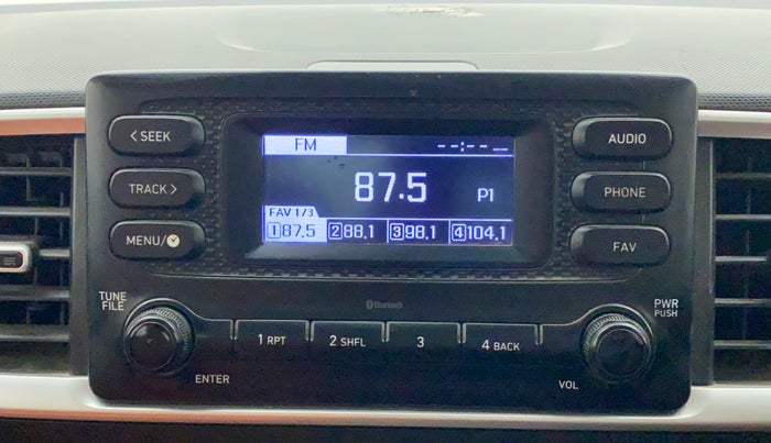 2020 Hyundai VENUE S 1.2, Petrol, Manual, 46,774 km, Infotainment System