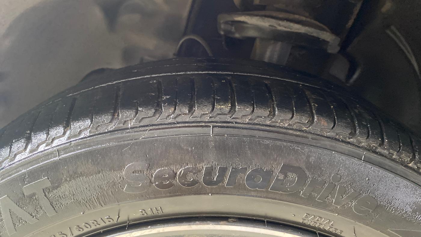 2017 Tata TIGOR XZ (O) PETROL, Petrol, Manual, 45,176 km, Left Front Tyre Tread