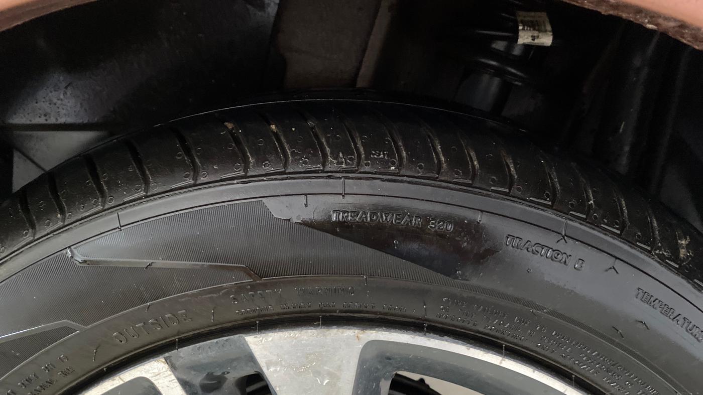 2017 Tata TIGOR XZ (O) PETROL, Petrol, Manual, 45,176 km, Left Rear Tyre Tread