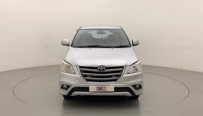 2013 Toyota Innova 2.5 GX 8 STR, Diesel, Manual, 85,234 km, Front