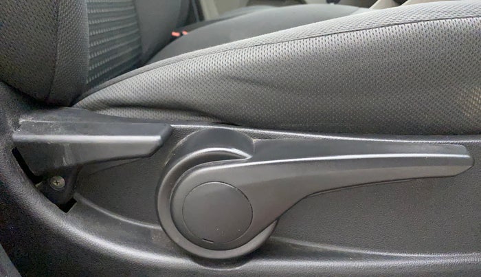 2018 Tata Tiago XZA PETROL, Petrol, Automatic, 41,269 km, Driver Side Adjustment Panel