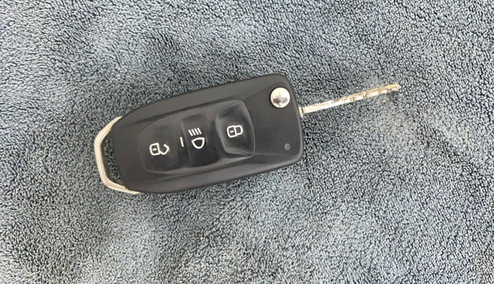 2018 Tata Tiago XZA PETROL, Petrol, Automatic, 41,269 km, Lock system - Dork lock functional only from remote key