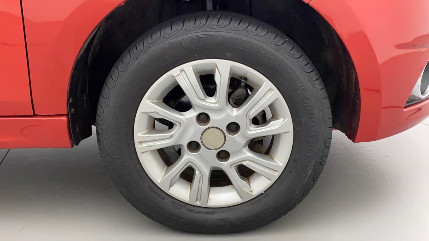 2018 Tata Tiago XZA PETROL, Petrol, Automatic, 41,269 km, Right Front Wheel
