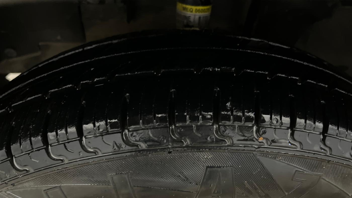 2016 Renault Kwid RXT 0.8, Petrol, Manual, 46,333 km, Left Front Tyre Tread