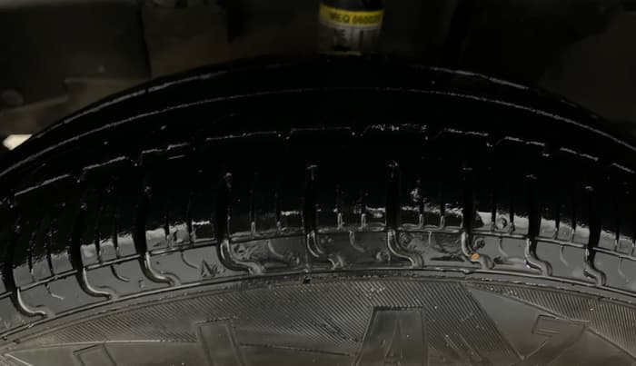 2016 Renault Kwid RXT 0.8, Petrol, Manual, 46,333 km, Left Front Tyre Tread