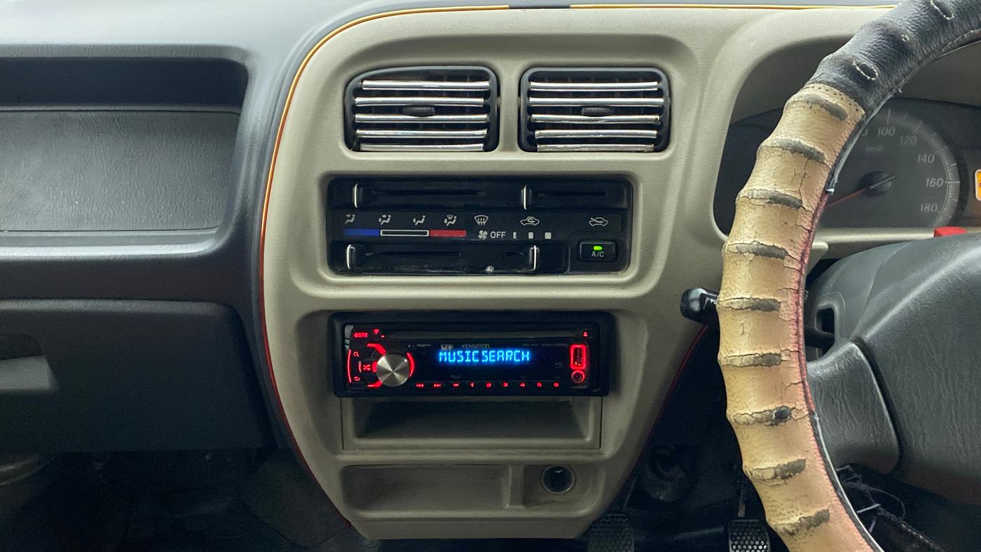 2014 Maruti Eeco 5 STR WITH A/C+HTR, Petrol, Manual, 83,529 km, Air Conditioner