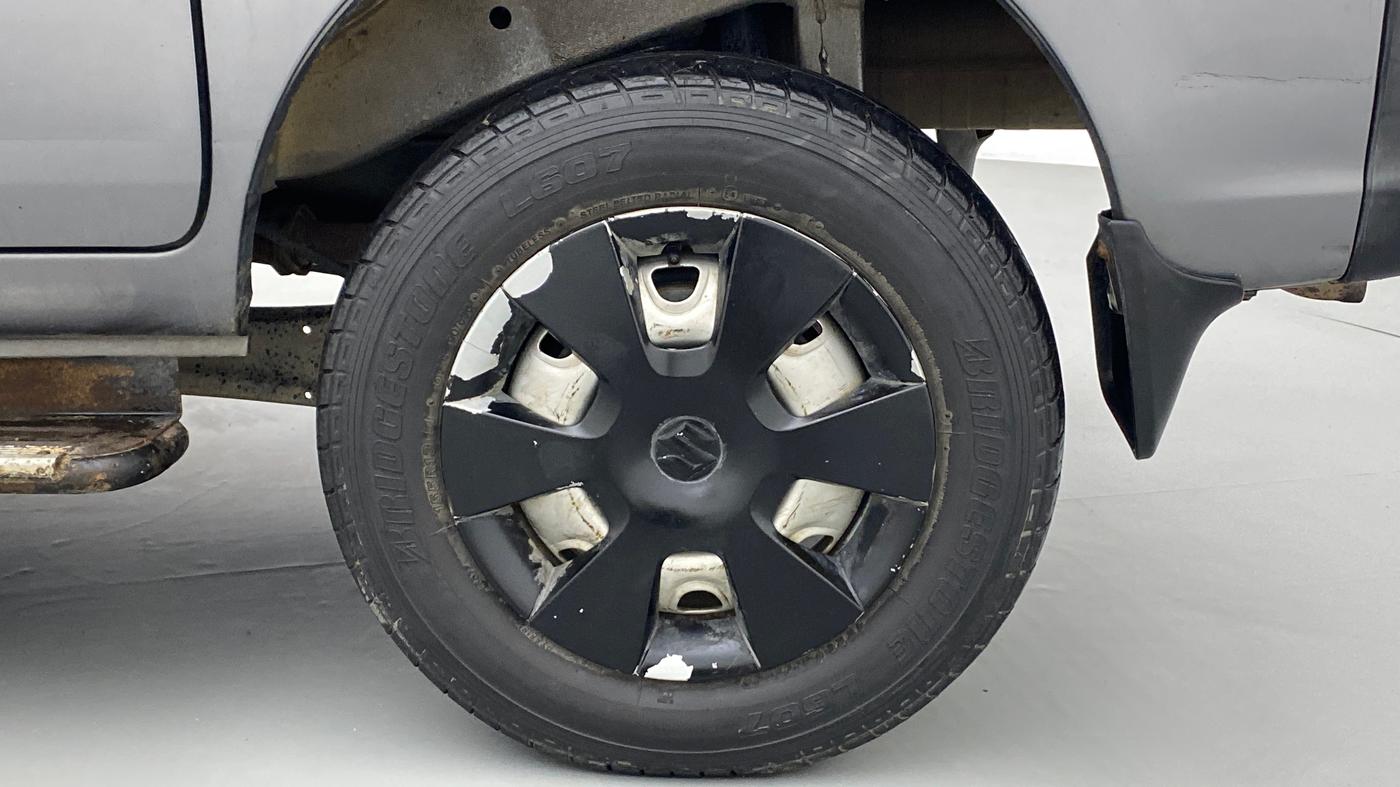 2014 Maruti Eeco 5 STR WITH A/C+HTR, Petrol, Manual, 83,529 km, Left Rear Wheel