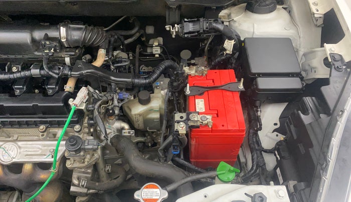 2022 Maruti Swift ZXI PLUS AMT DUAL TONE, Petrol, Automatic, 21,243 km, Engine View - Left