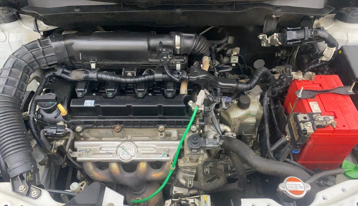 2022 Maruti Swift ZXI PLUS AMT DUAL TONE, Petrol, Automatic, 21,243 km, Engine View