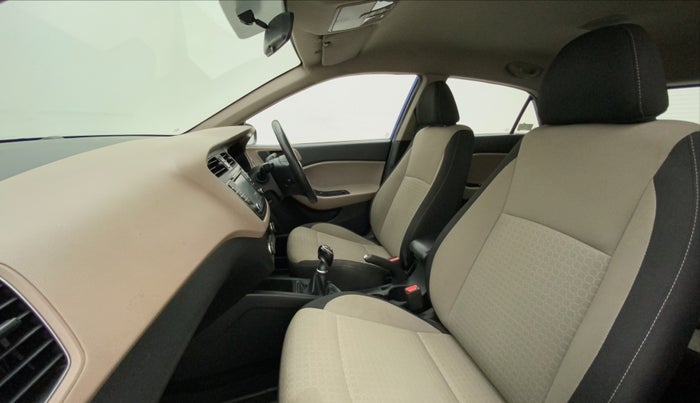 2016 Hyundai Elite i20 ASTA 1.4 CRDI (O), Diesel, Manual, 67,865 km, Right Side Front Door Cabin