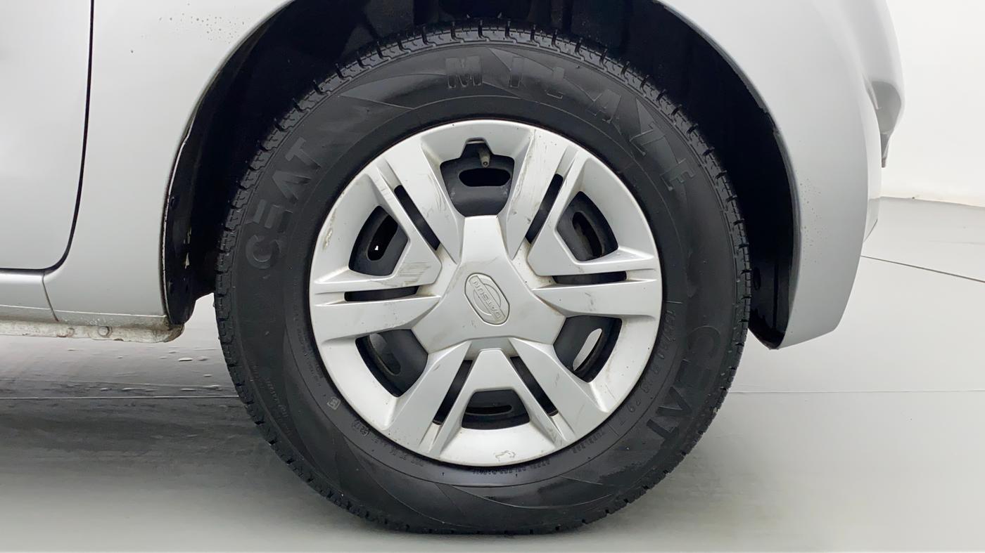 2018 Datsun Redi Go T (O), Petrol, Manual, 40,404 km, Right Front Wheel