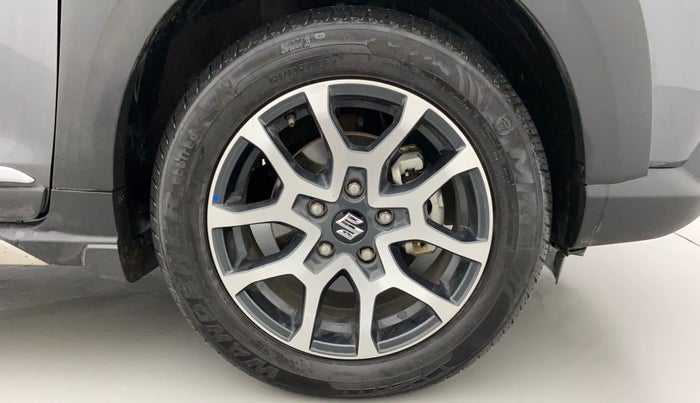 2022 Maruti XL6 ALPHA MT, Petrol, Manual, 11,457 km, Right Front Wheel