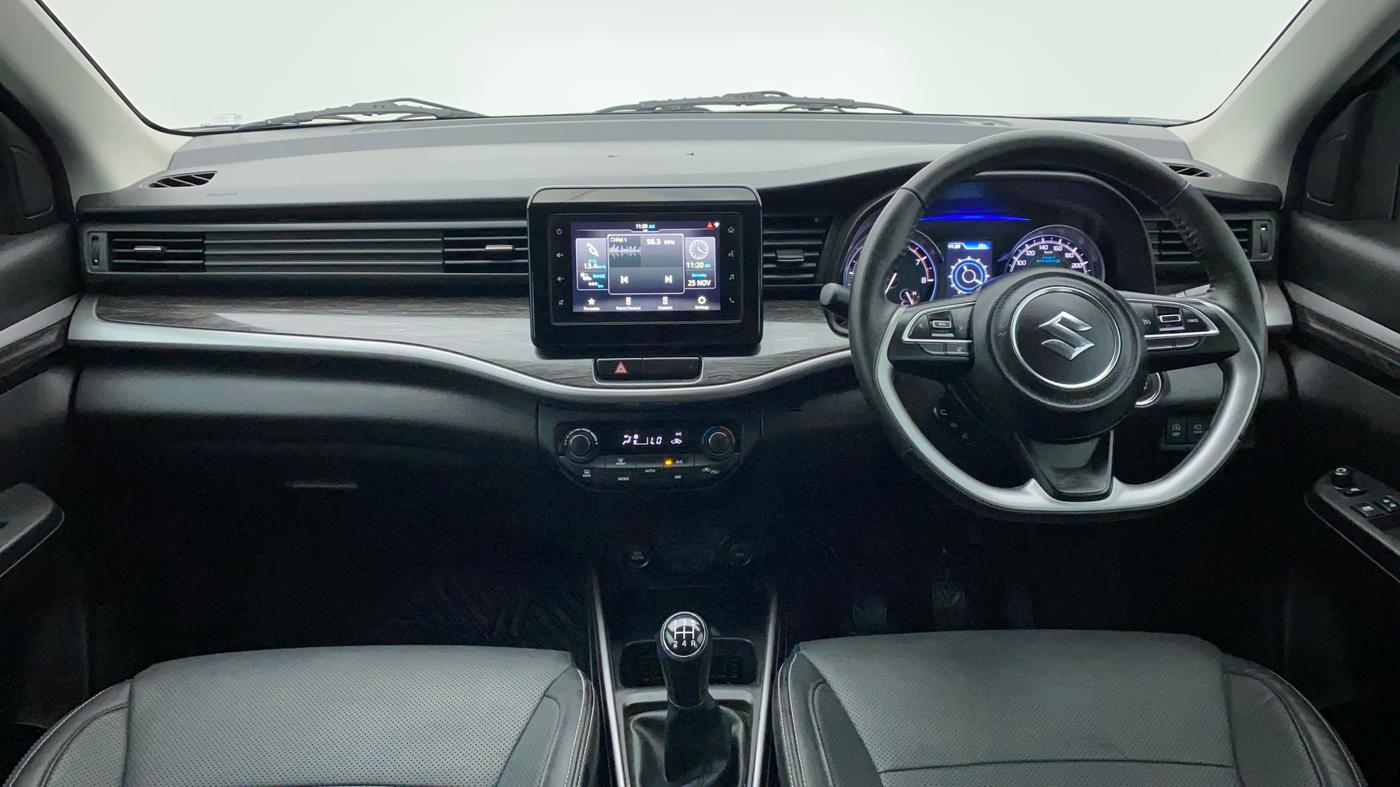 2022 Maruti XL6 ALPHA MT, Petrol, Manual, 11,457 km, Dashboard