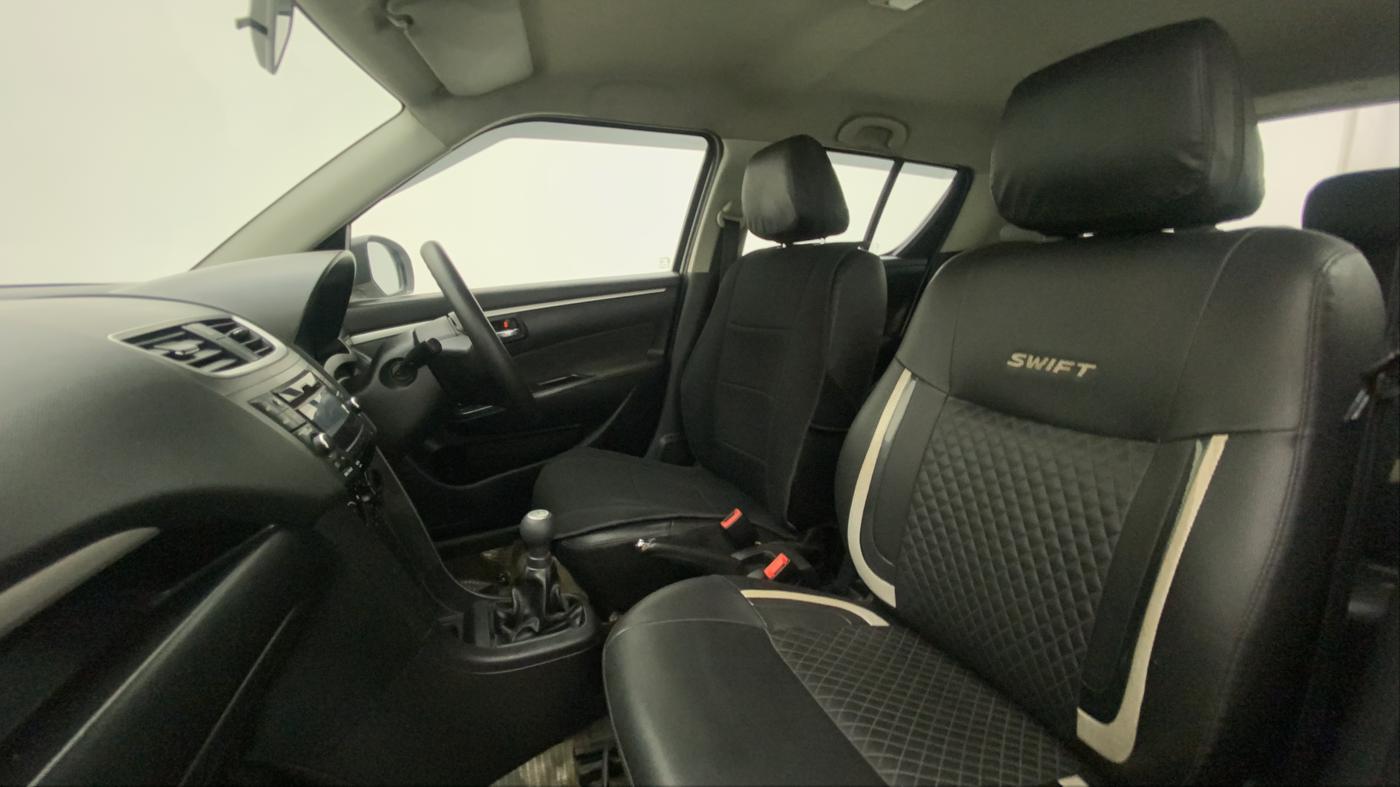 2015 Maruti Swift VXI, Petrol, Manual, 77,170 km, Right Side Front Door Cabin