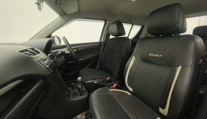 2015 Maruti Swift VXI, Petrol, Manual, 77,170 km, Right Side Front Door Cabin