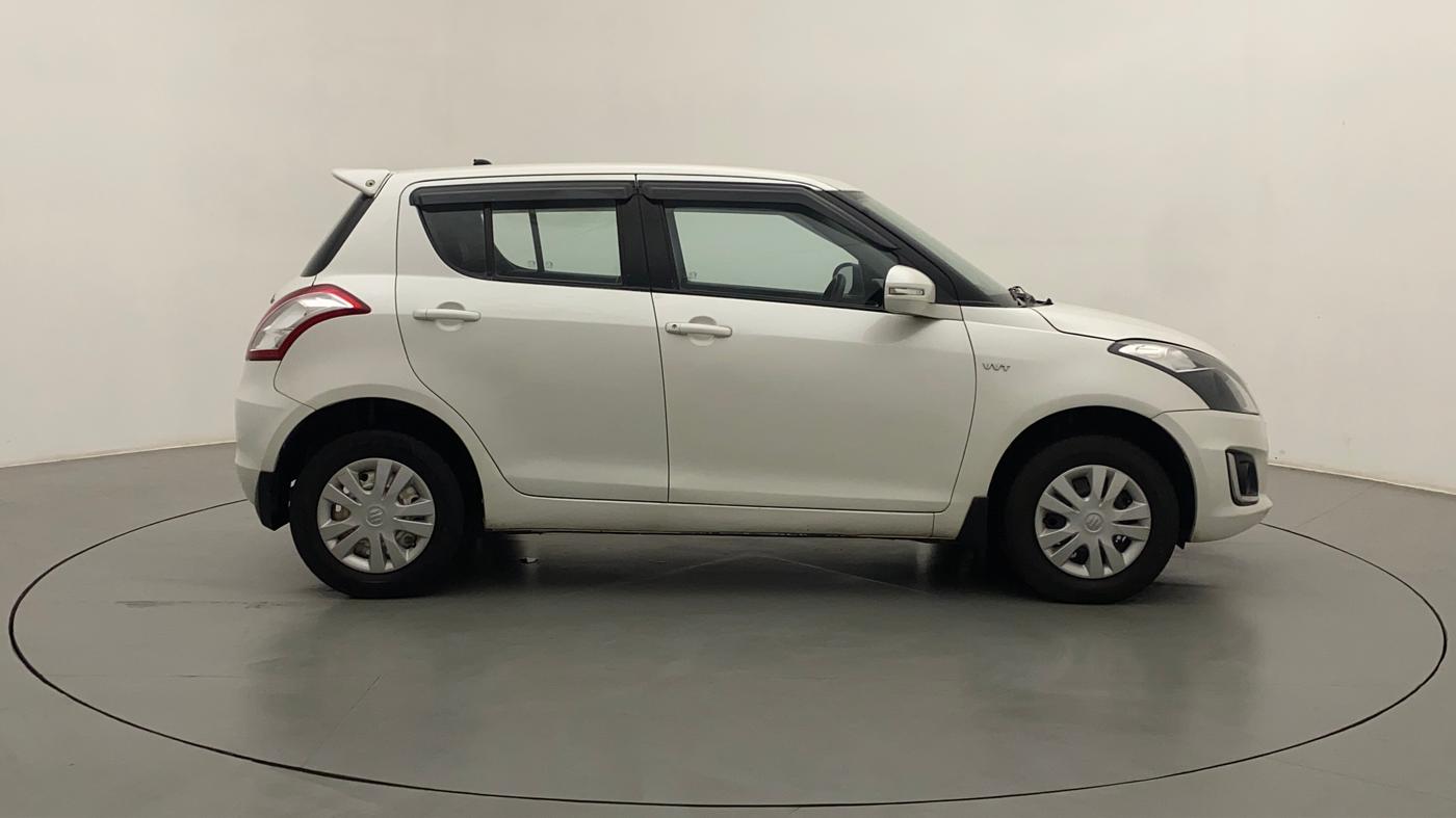 2015 Maruti Swift VXI, Petrol, Manual, 77,170 km, Right Side