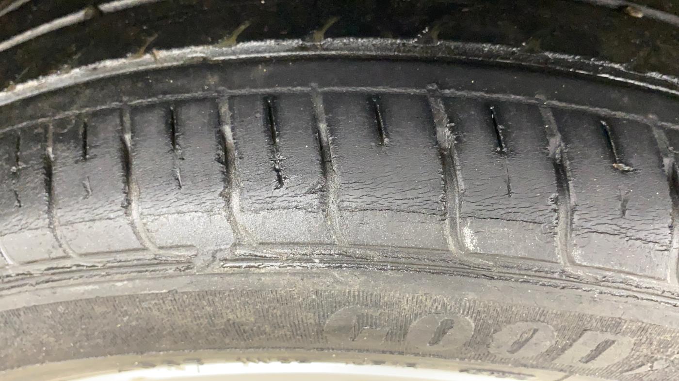 2016 Nissan Micra XV CVT, Petrol, Automatic, 1,18,740 km, Left Front Tyre Tread