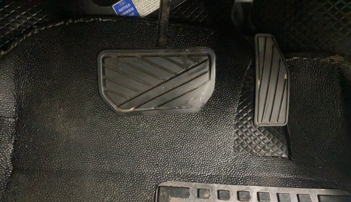 2018 Maruti Celerio ZXI AMT, CNG, Automatic, 95,798 km, Pedals