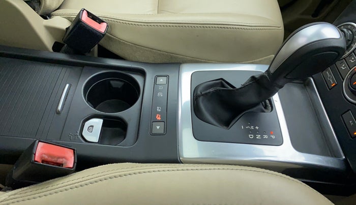 2014 Landrover Freelander 2 SD4 HSE, Diesel, Automatic, 1,19,150 km, Gear Lever