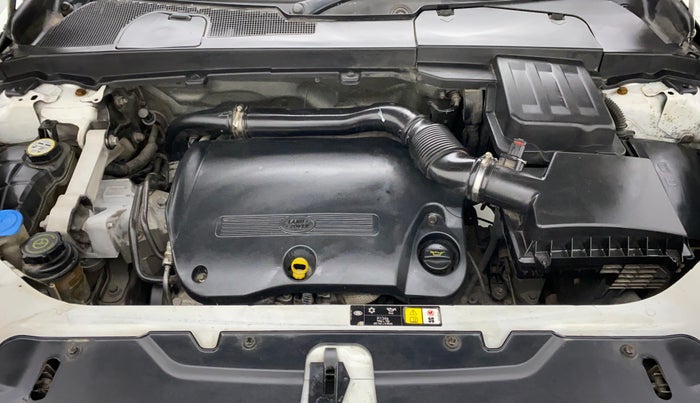 2014 Landrover Freelander 2 SD4 HSE, Diesel, Automatic, 1,19,150 km, Engine Bonet View