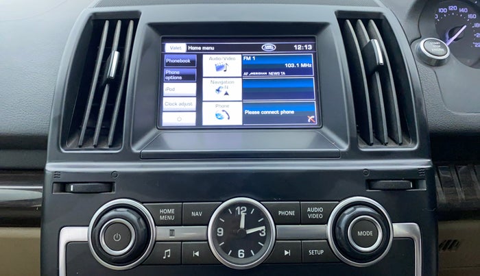 2014 Landrover Freelander 2 SD4 HSE, Diesel, Automatic, 1,19,150 km, Infotainment System