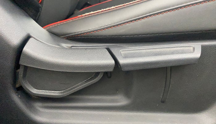 2020 Hyundai GRAND I10 NIOS SPORTZ 1.0 TURBO GDI, Petrol, Manual, 73,889 km, Driver Side Adjustment Panel