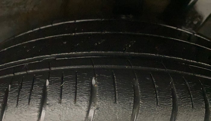 2020 Hyundai GRAND I10 NIOS SPORTZ 1.0 TURBO GDI, Petrol, Manual, 73,889 km, Left Rear Tyre Tread