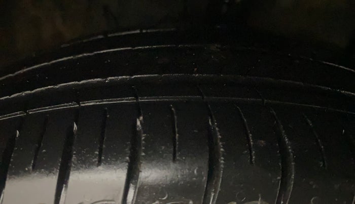 2020 Hyundai GRAND I10 NIOS SPORTZ 1.0 TURBO GDI, Petrol, Manual, 73,889 km, Right Front Tyre Tread