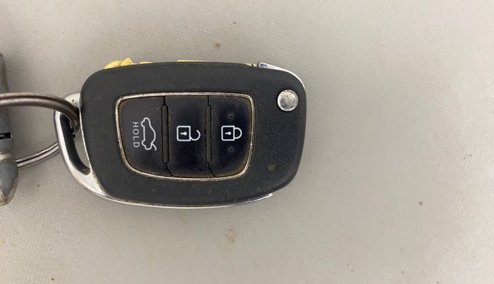 2020 Hyundai GRAND I10 NIOS SPORTZ 1.0 TURBO GDI, Petrol, Manual, 73,889 km, Key Close Up