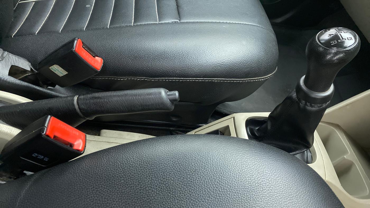 2019 Maruti Alto LXI, Petrol, Manual, 36,198 km, Gear Lever