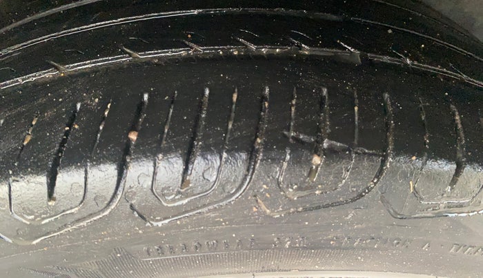 2022 Skoda SLAVIA AMBITION 1.0L TSI AT, Petrol, Automatic, 52,763 km, Left Rear Tyre Tread