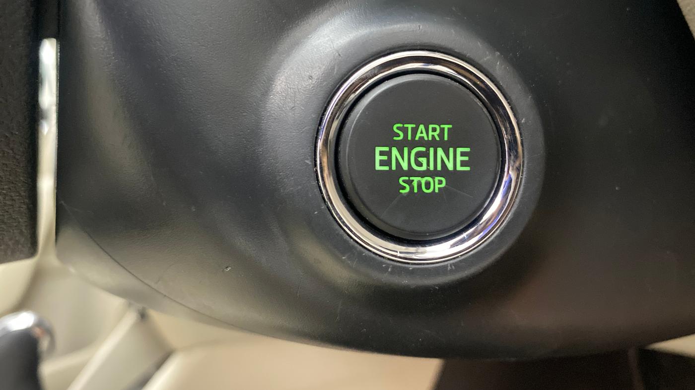 2017 Skoda Octavia L&K 1.8 TSI AT, Petrol, Automatic, 22,018 km, Keyless Start/ Stop Button