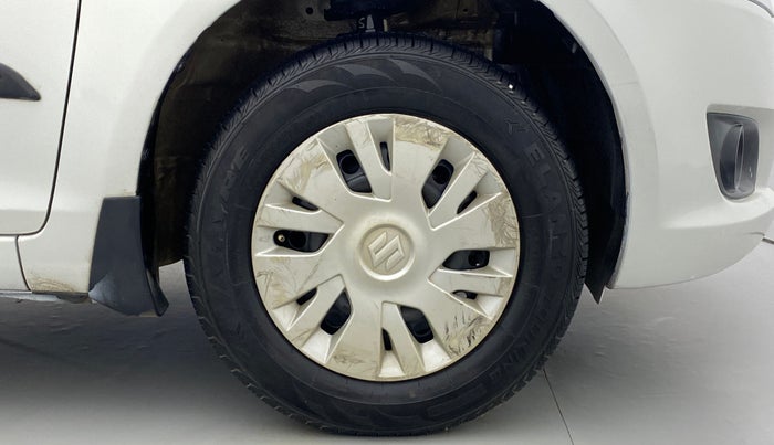2014 Maruti Swift VXI D, Petrol, Manual, 57,353 km, Right Front Wheel
