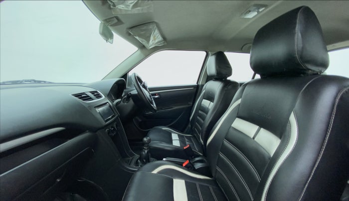 2014 Maruti Swift VXI D, Petrol, Manual, 57,353 km, Right Side Front Door Cabin