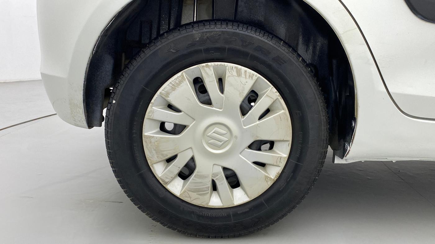 2014 Maruti Swift VXI D, Petrol, Manual, 57,353 km, Right Rear Wheel