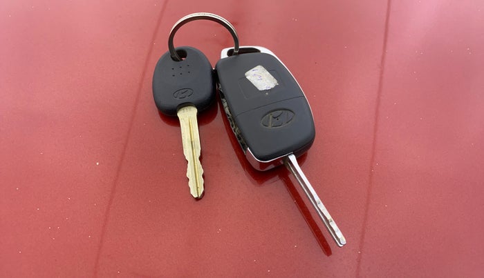 2012 Hyundai i20 MAGNA (O) 1.2, Petrol, Manual, 44,329 km, Key Close Up