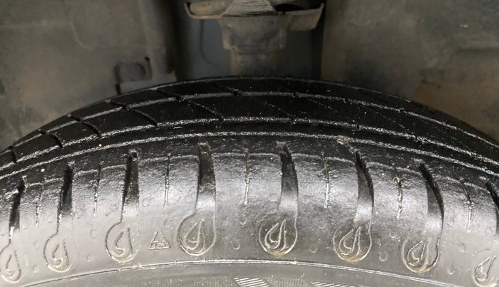 2021 Renault Kwid CLIMBER 1.0 (O), Petrol, Manual, 41,389 km, Left Front Tyre Tread