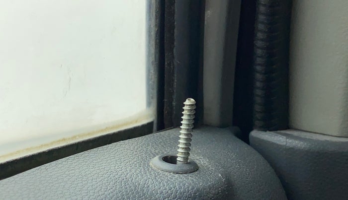 2015 Maruti Alto 800 LXI, Petrol, Manual, 88,853 km, Lock system - Door lock knob has minor damage