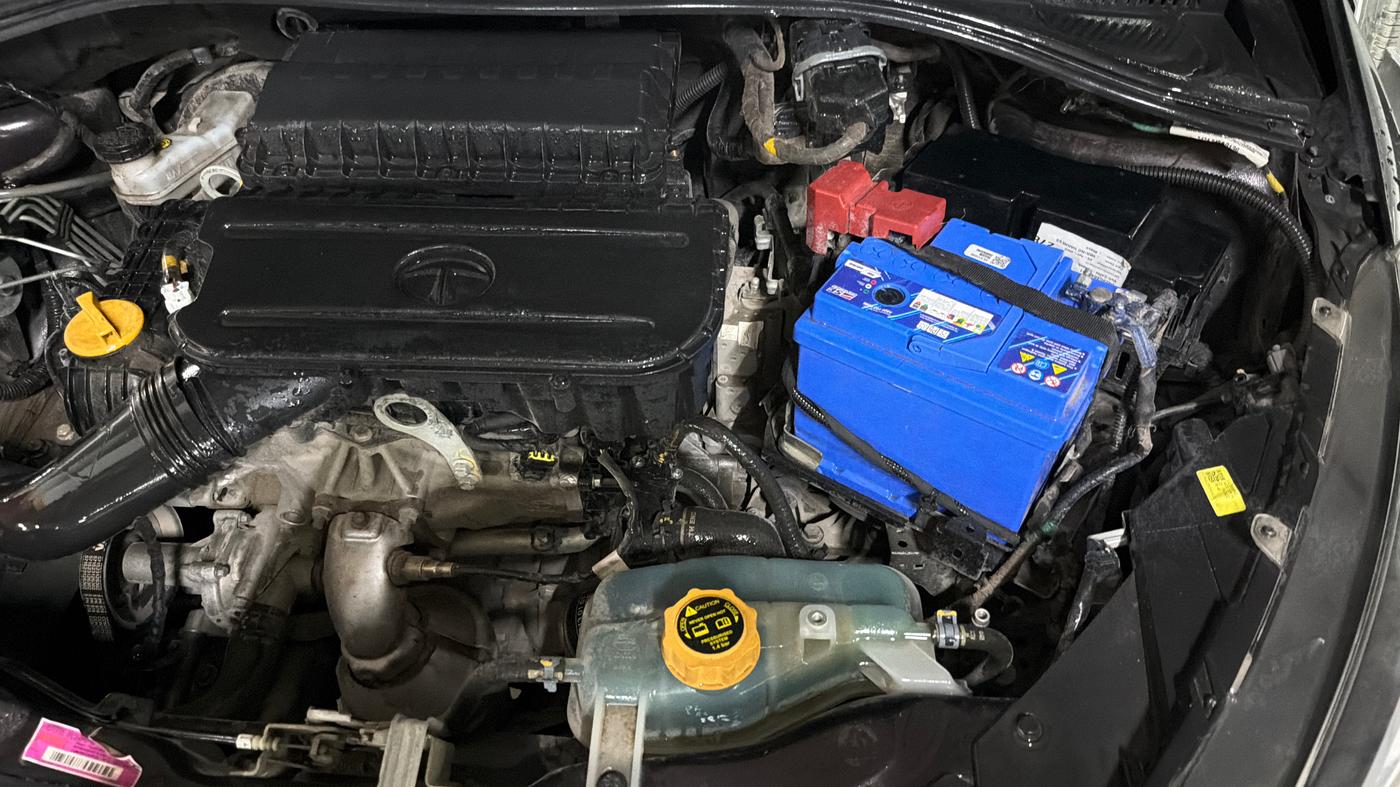 2022 Tata Tiago XZA PETROL, Petrol, Automatic, 77,530 km, Engine View - Left