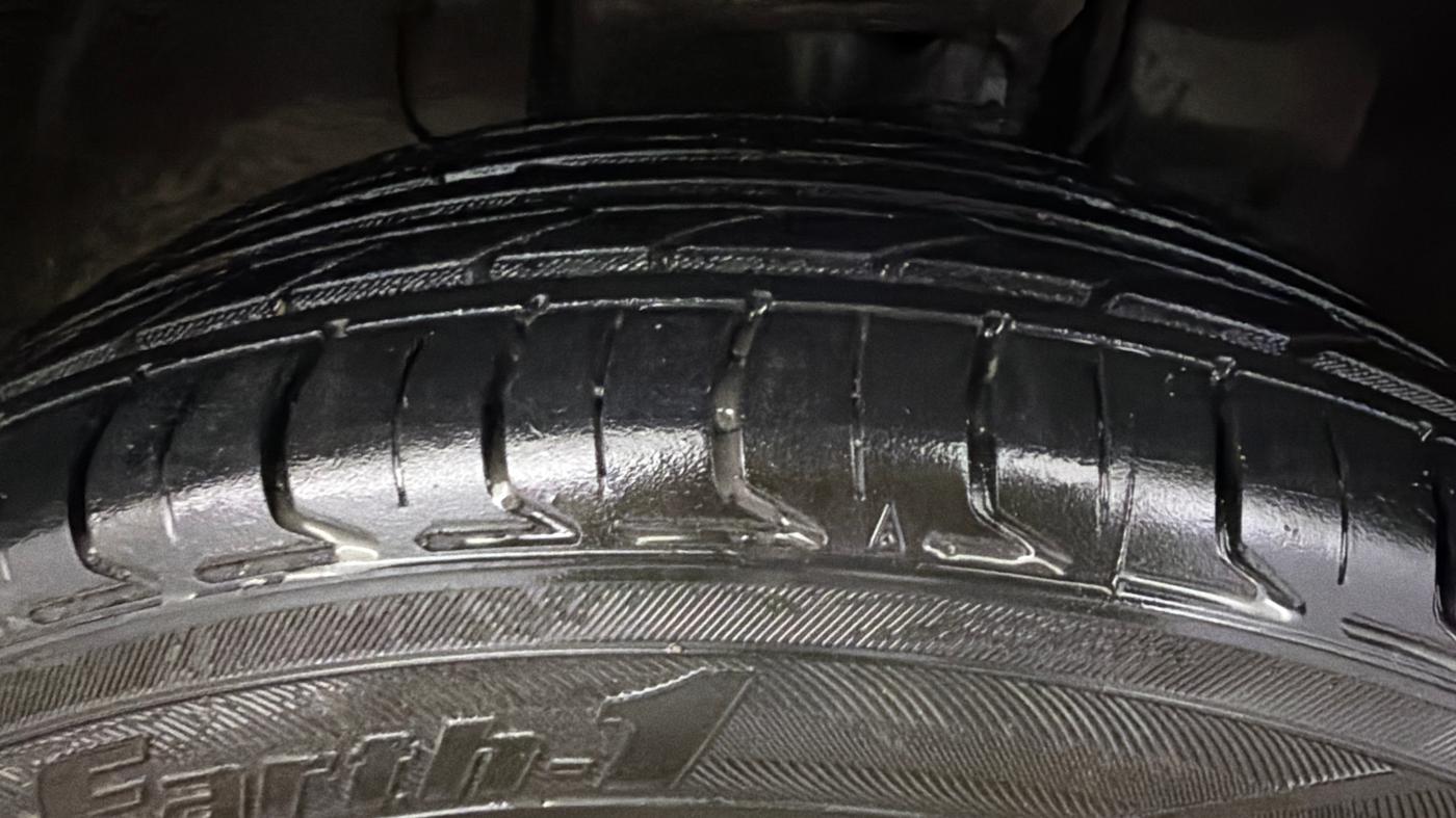 2022 Tata Tiago XZA PETROL, Petrol, Automatic, 77,530 km, Right Front Tyre Tread