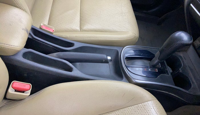 2015 Honda City 1.5L I-VTEC VX CVT, CNG, Automatic, 1,04,188 km, Gear Lever