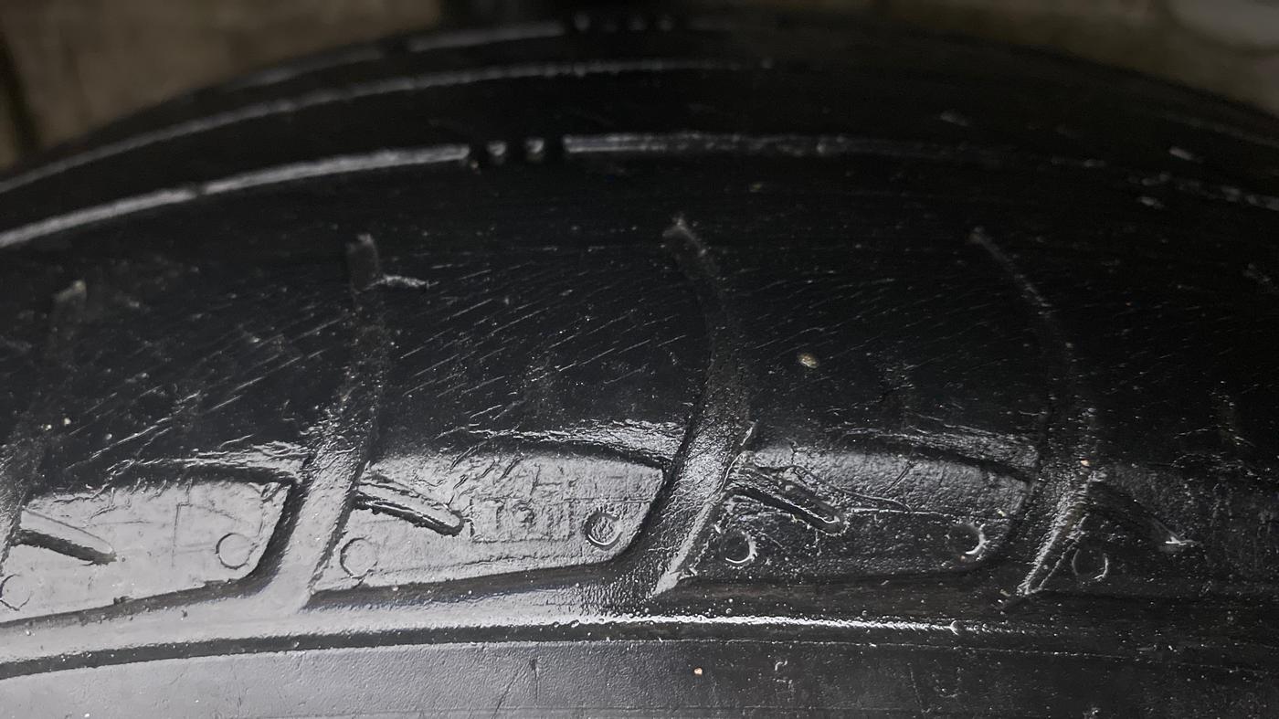 2017 Maruti Celerio ZXI D, Petrol, Manual, 34,255 km, Right Rear Tyre Tread