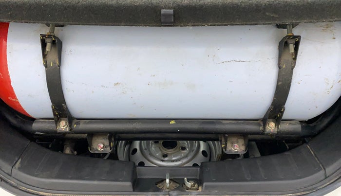 2017 Maruti Wagon R 1.0 LXI CNG, CNG, Manual, 74,774 km, Boot Inside