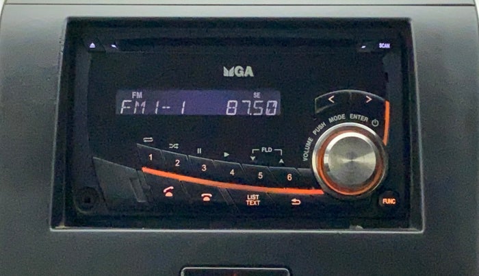 2017 Maruti Wagon R 1.0 LXI CNG, CNG, Manual, 74,774 km, Infotainment System