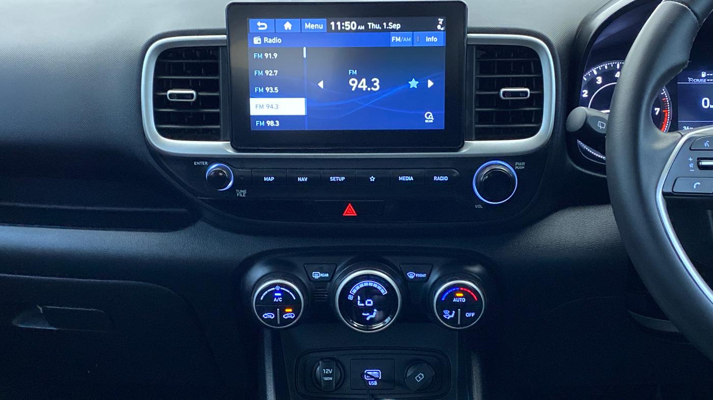 2021 Hyundai VENUE 1.0L Turbo GDI SX(O) MT, Petrol, Manual, 24,478 km, Air Conditioner