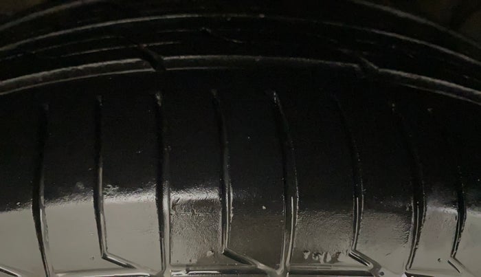 2014 Hyundai Elite i20 ASTA 1.4 CRDI, Diesel, Manual, 82,930 km, Right Rear Tyre Tread