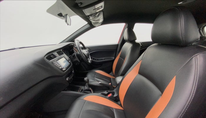 2017 Hyundai Elite i20 ASTA 1.2 DUAL TONE, Petrol, Manual, 38,571 km, Right Side Front Door Cabin
