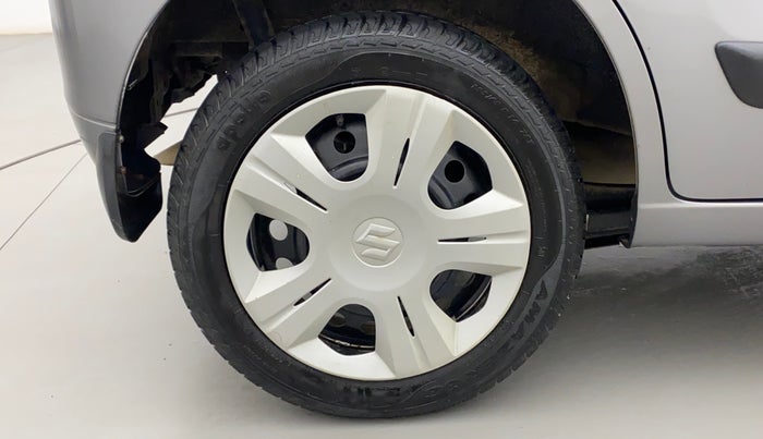 2016 Maruti Wagon R 1.0 VXI OPT, Petrol, Manual, 26,470 km, Right Rear Wheel