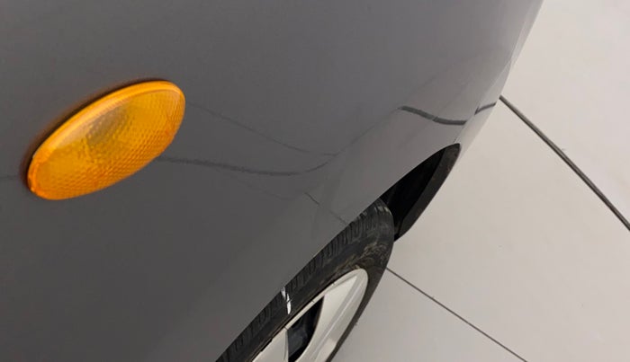 2016 Maruti Wagon R 1.0 VXI OPT, Petrol, Manual, 26,470 km, Right fender - Slightly dented